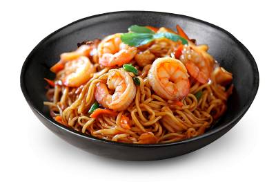Wok-Nudeln mit Garnelen